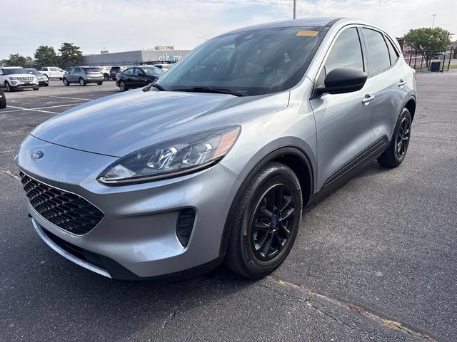 2022 Ford Escape SE FWD photo