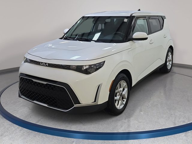 2023 Kia Soul LX FWD photo