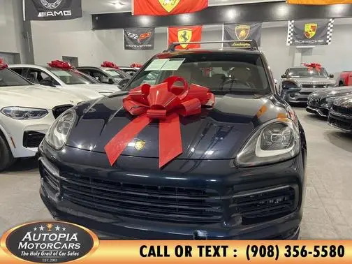 2022 Porsche Cayenne AWD photo