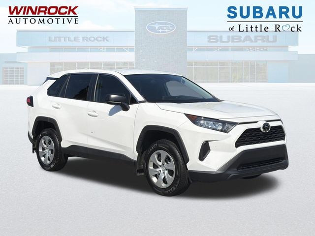 2022 Toyota RAV4 LE FWD photo