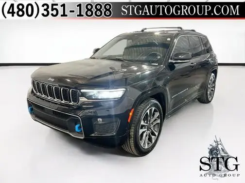 2022 Jeep Grand Cherokee Overland 4WD photo