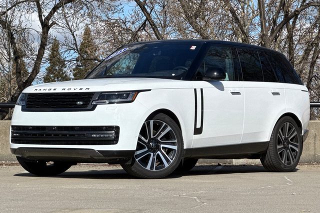 2023 Land Rover Range Rover SE AWD photo
