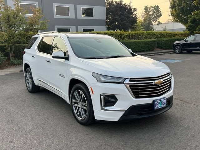 2023 Chevrolet Traverse High Country AWD photo