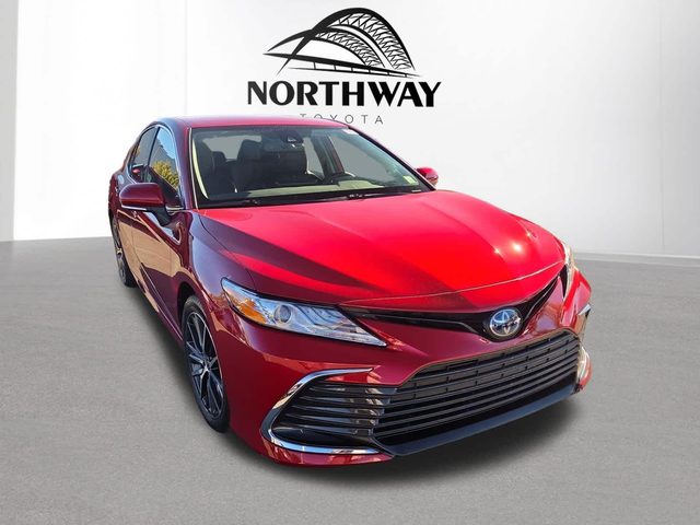 2023 Toyota Camry Hybrid XLE FWD photo