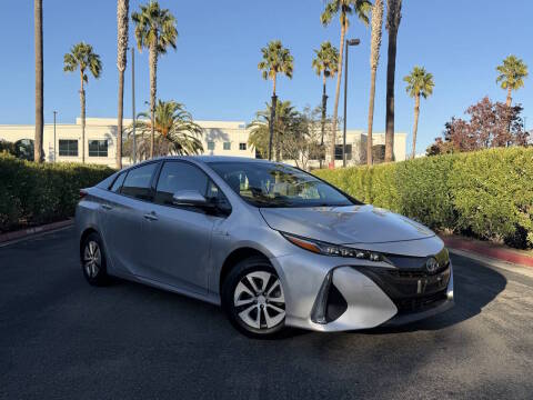 2018 Toyota Prius Prime Premium FWD photo