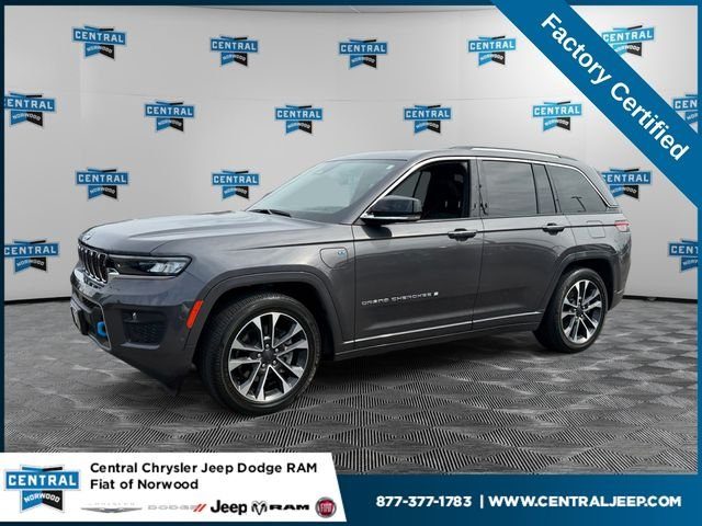2022 Jeep Grand Cherokee Overland 4WD photo