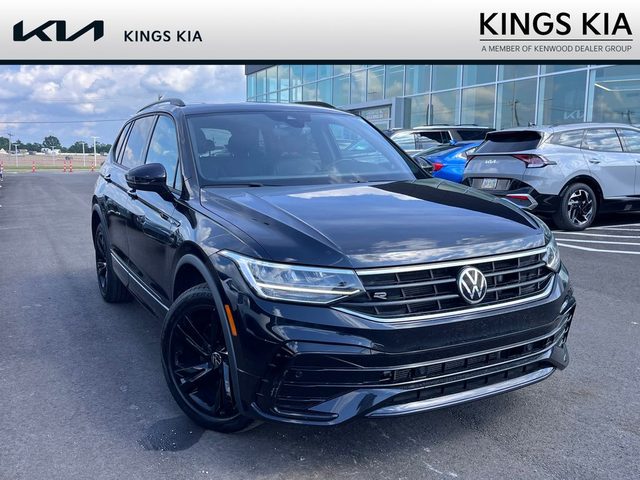 2023 Volkswagen Tiguan SE R-Line Black AWD photo