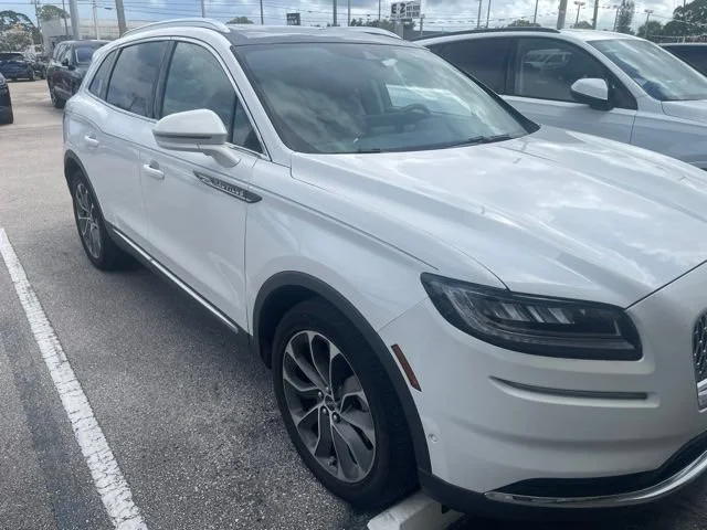 2022 Lincoln Nautilus Reserve FWD photo