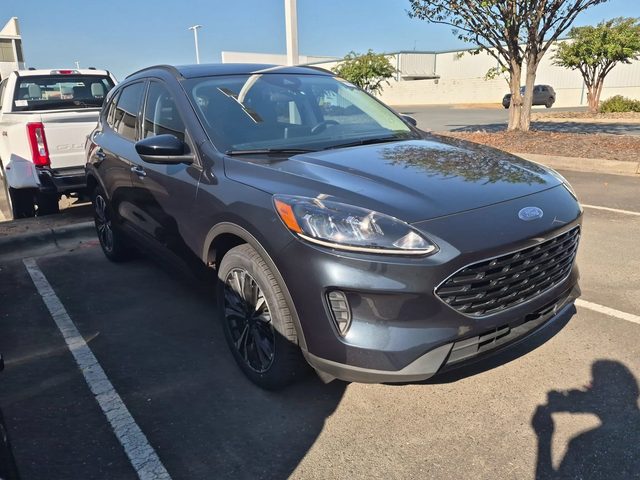 2022 Ford Escape SE AWD photo