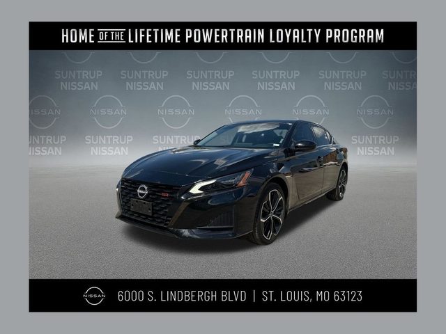 2023 Nissan Altima 2.5 SR AWD photo
