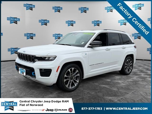 2022 Jeep Grand Cherokee Overland 4WD photo