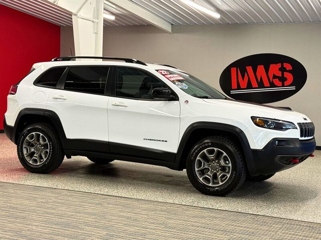2022 Jeep Cherokee Trailhawk 4WD photo