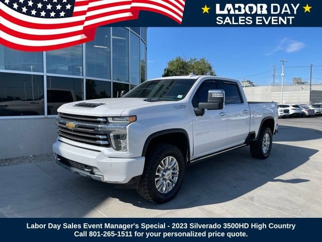 2023 Chevrolet Silverado 3500HD High Country 4WD photo