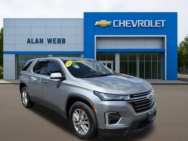 2023 Chevrolet Traverse LT Cloth AWD photo