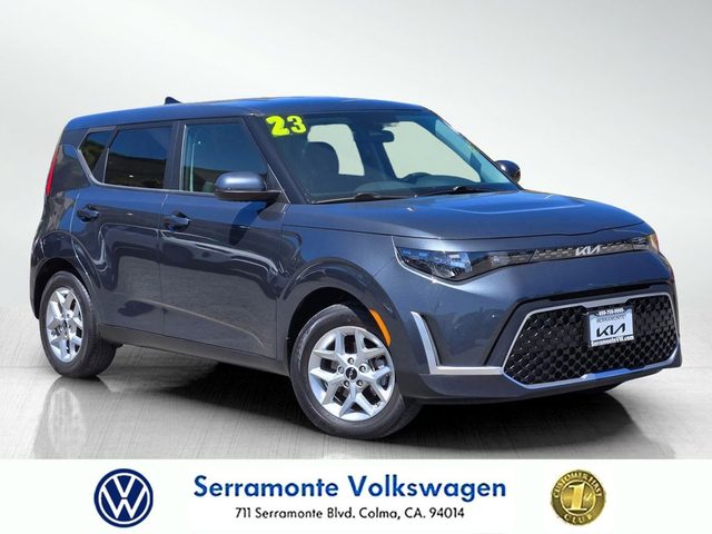 2023 Kia Soul LX FWD photo