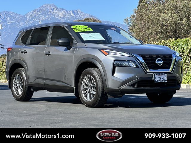 2021 Nissan Rogue S FWD photo