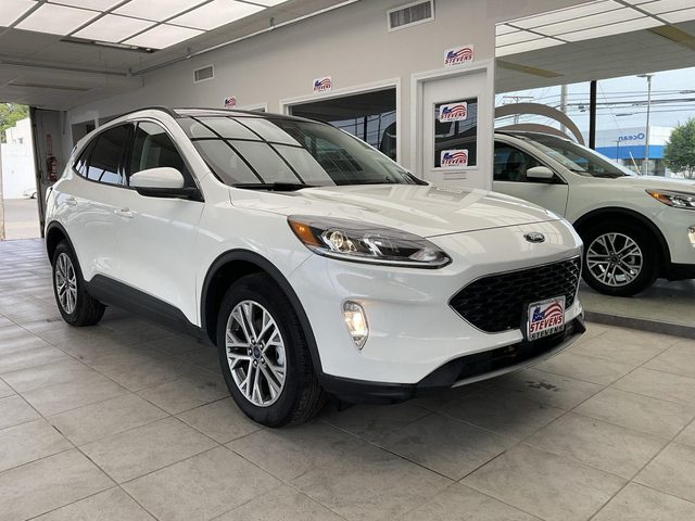 2022 Ford Escape SEL AWD photo