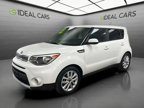 2019 Kia Soul + FWD photo