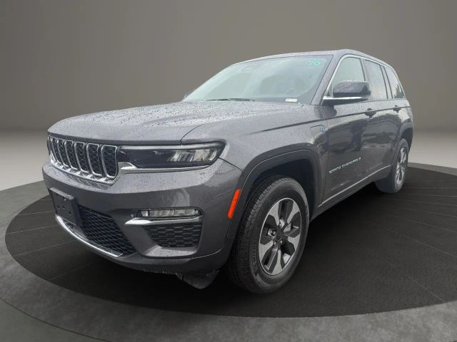 2022 Jeep Grand Cherokee  4WD photo
