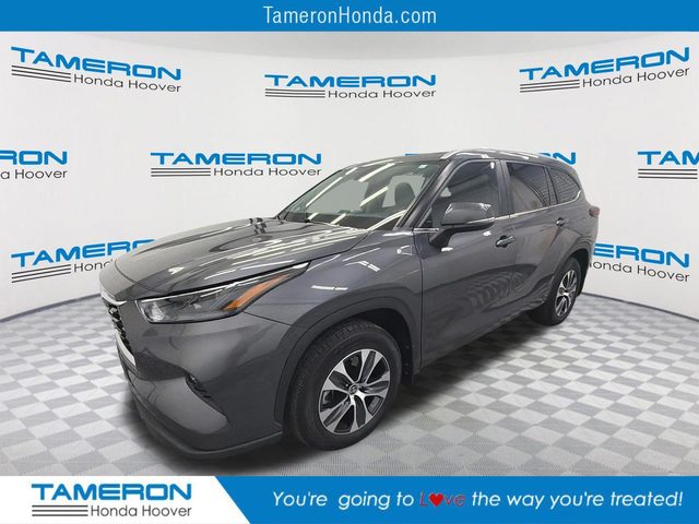 2023 Toyota Highlander XLE FWD photo