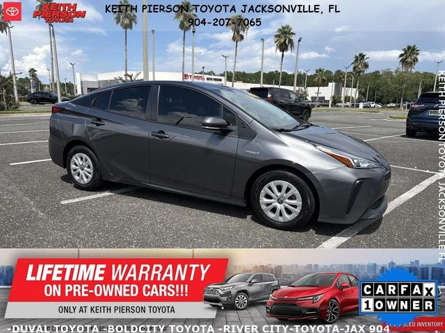 2021 Toyota Prius LE FWD photo