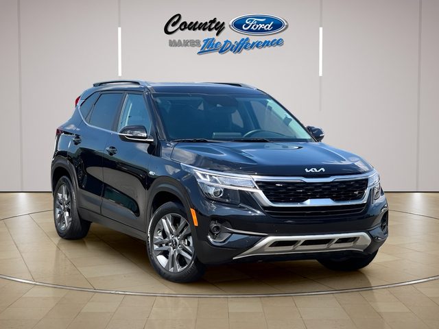 2023 Kia Seltos S AWD photo