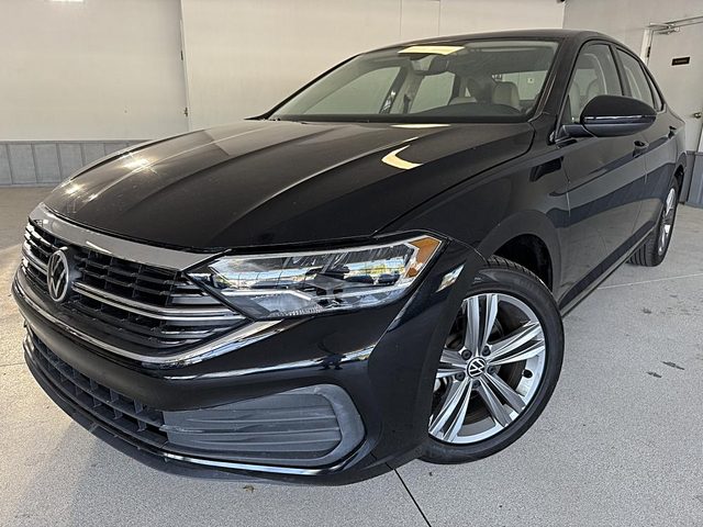 2023 Volkswagen Jetta SE FWD photo