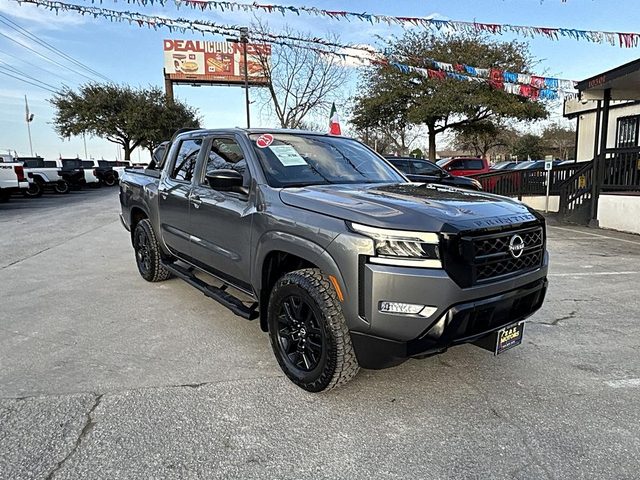 2023 Nissan Frontier SV 4WD photo