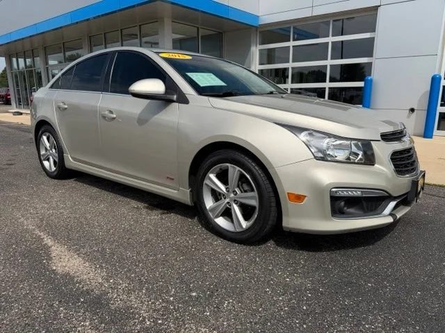 2015 Chevrolet Cruze LT FWD photo