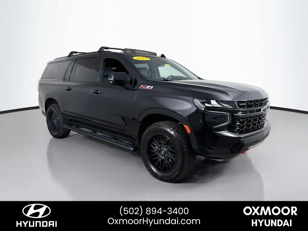 2023 Chevrolet Suburban Z71 4WD photo