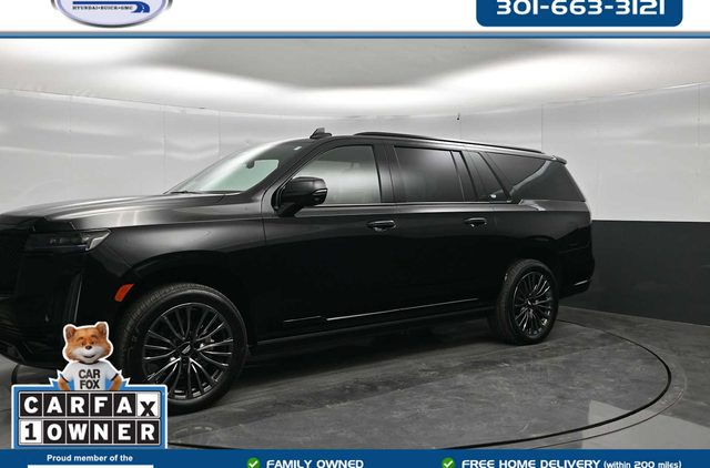 2023 Cadillac Escalade ESV 4WD Sport 4WD photo