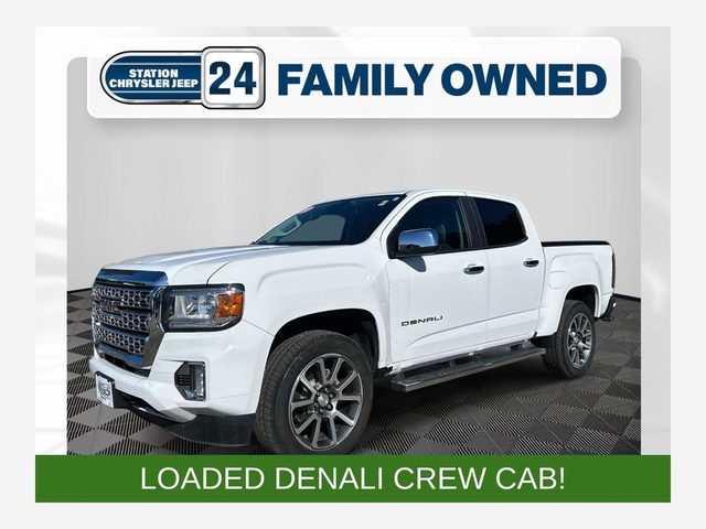 2022 GMC Canyon 4WD Denali 4WD photo