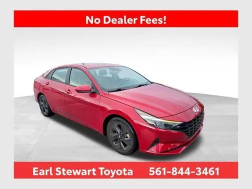 2023 Hyundai Elantra SEL FWD photo