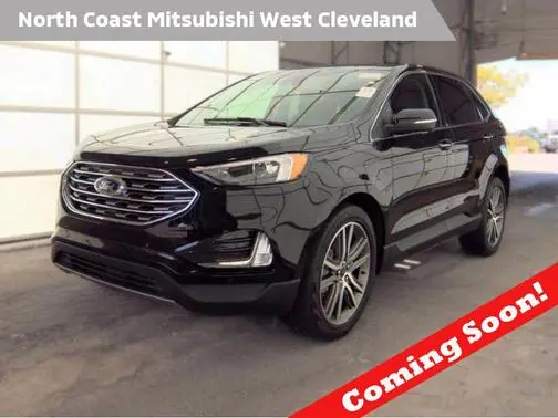 2022 Ford Edge Titanium AWD photo