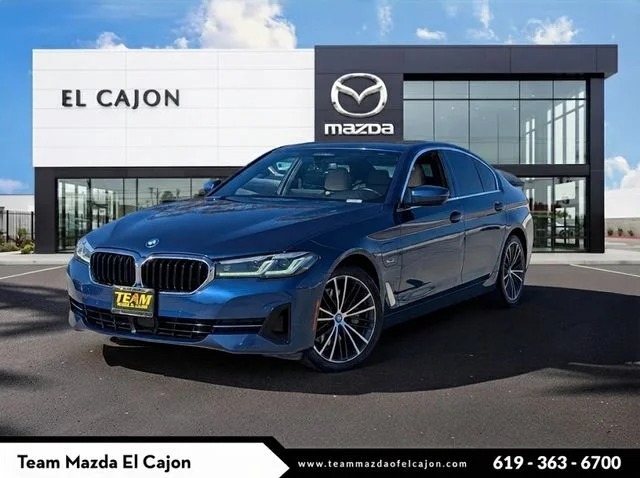 2023 BMW 5 Series 530e RWD photo