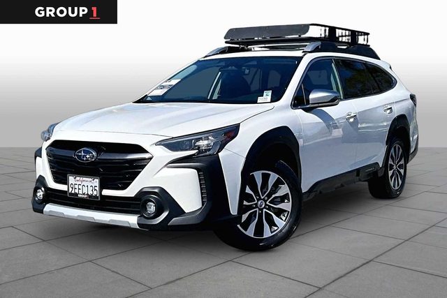 2023 Subaru Outback Touring AWD photo