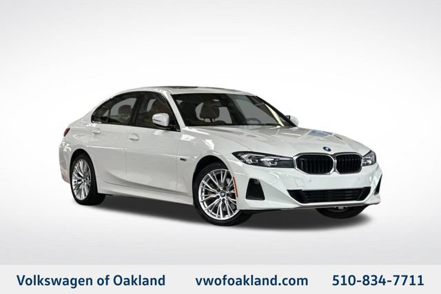 2023 BMW 3 Series 330e RWD photo
