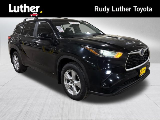 2023 Toyota Highlander Hybrid LE AWD photo