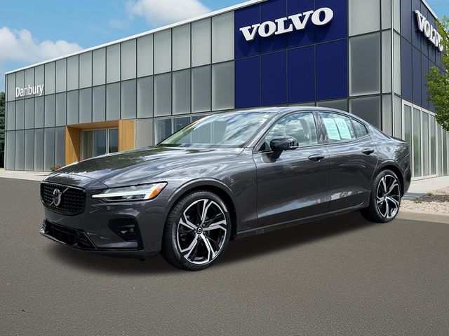 2023 Volvo S60 Plus Dark Theme AWD photo