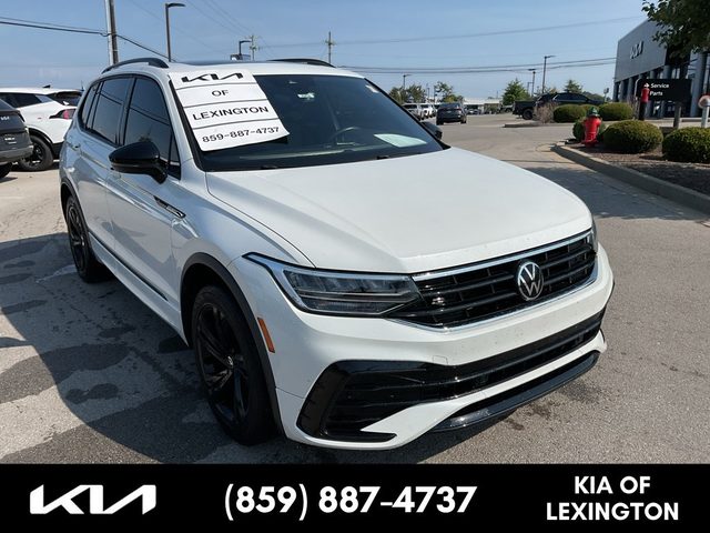 2023 Volkswagen Tiguan SE R-Line Black AWD photo