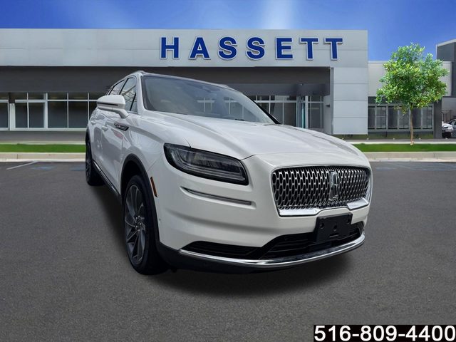 2022 Lincoln Nautilus Reserve AWD photo