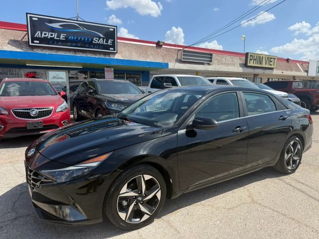 2023 Hyundai Elantra Limited FWD photo