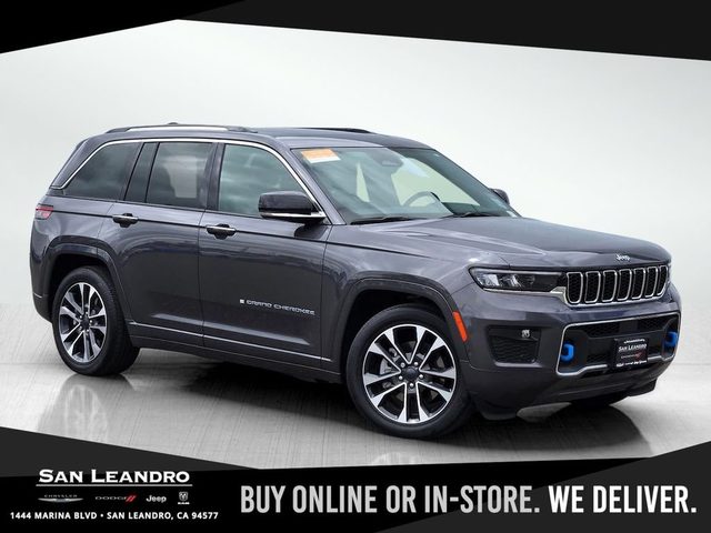 2022 Jeep Grand Cherokee Overland 4WD photo