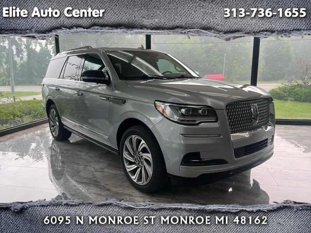 2022 Lincoln Navigator Reserve 4WD photo