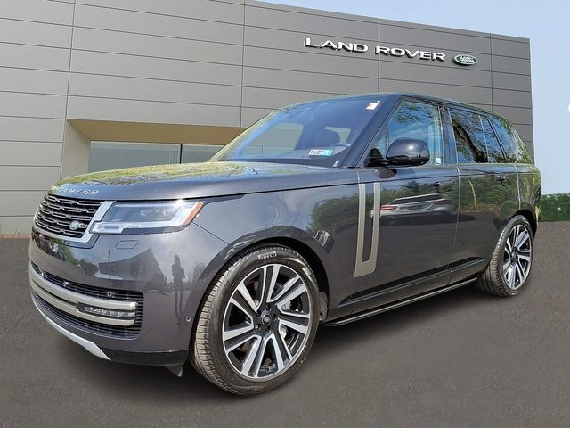 2023 Land Rover Range Rover SE AWD photo