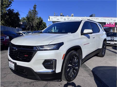 2023 Chevrolet Traverse RS AWD photo