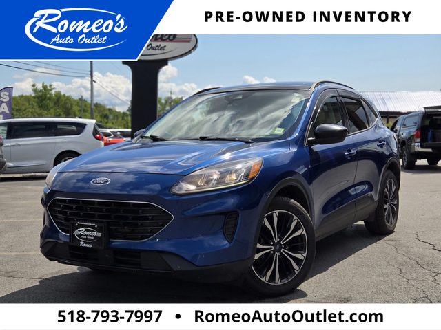 2022 Ford Escape SE AWD photo