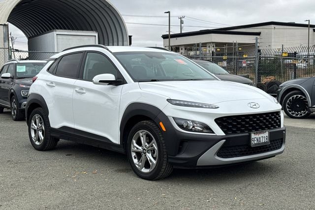 2023 Hyundai Kona SEL AWD photo