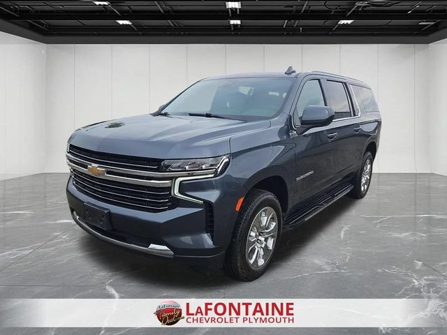 2021 Chevrolet Suburban LT 4WD photo