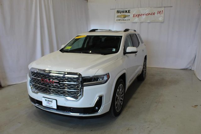 2023 GMC Acadia Denali AWD photo